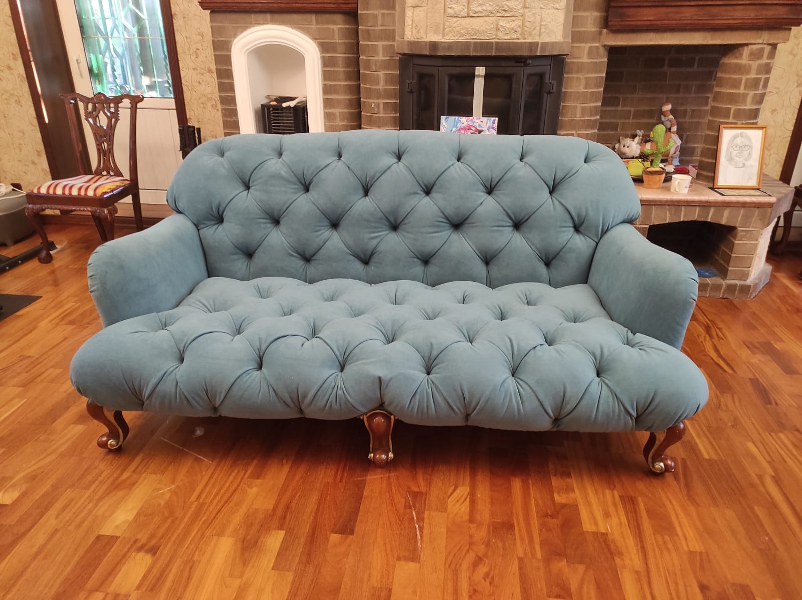 Обивка дивана. Севастопольская